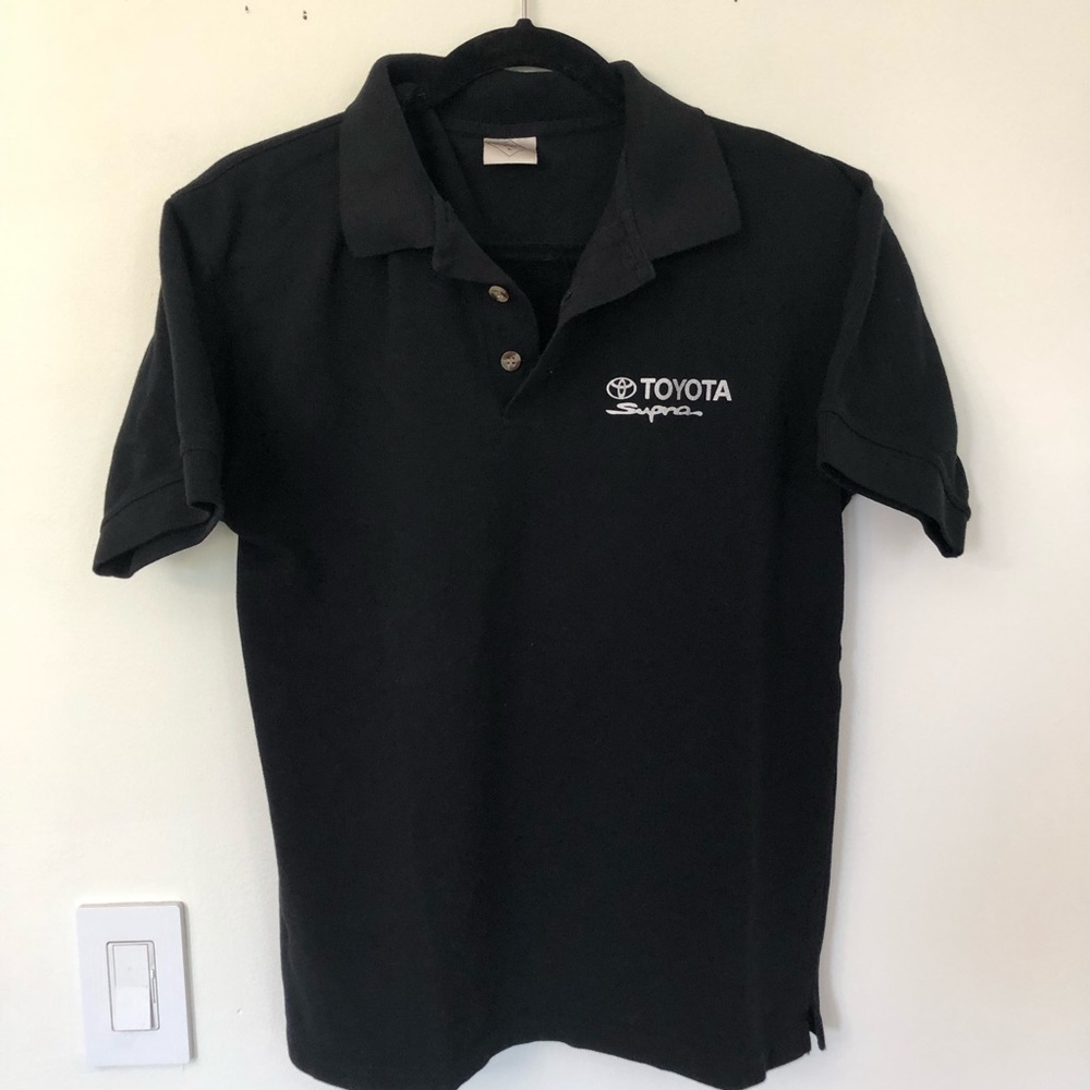Black shirt, fits like a M, custom made Supra